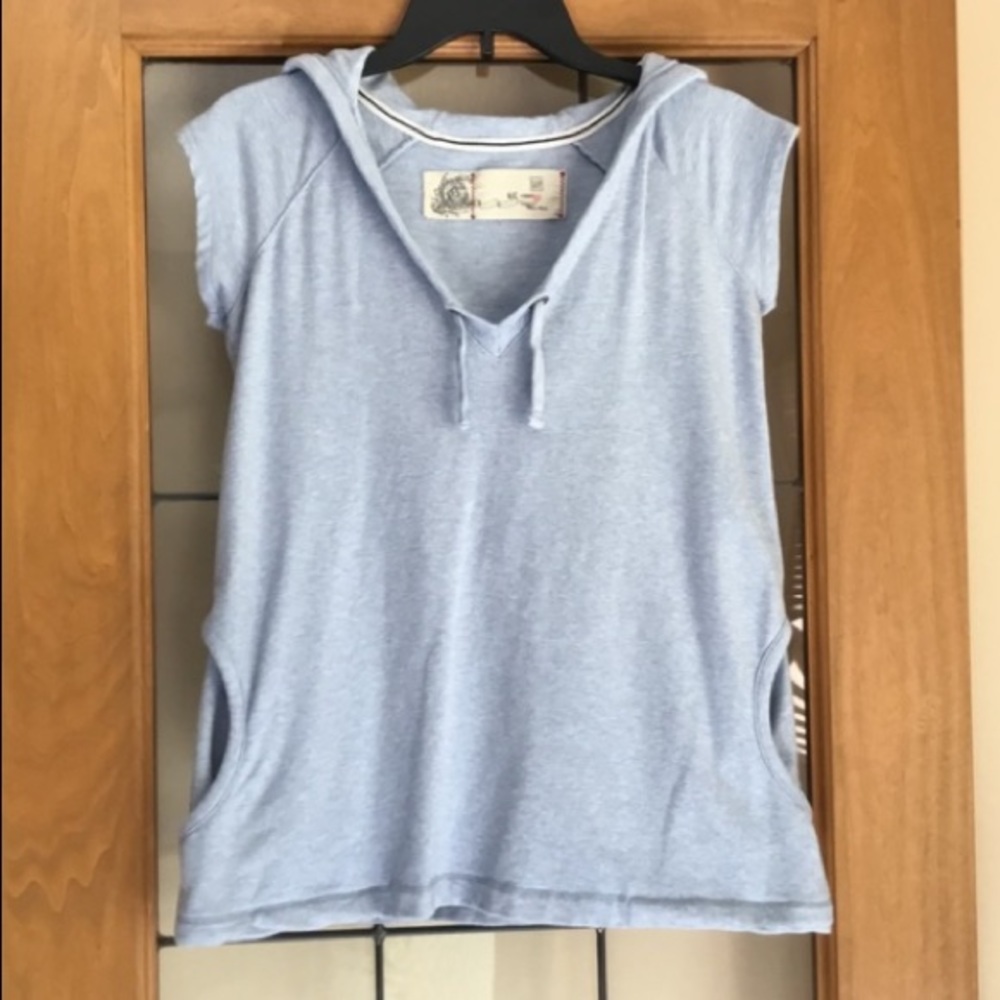 Gap sleeveless maternity hoodie